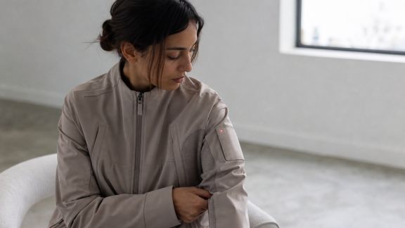 Quand la technologie rencontre la mode : les vêtements connectés
