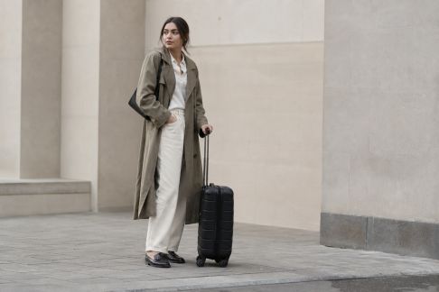 Comment adopter le sac à roulettes sans sacrifier le style ?