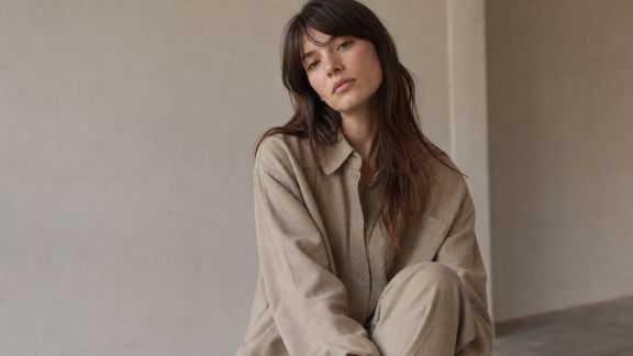 Comment réussir un look monochrome sans fausse note
