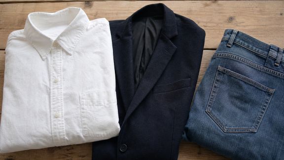 Comment sélectionner des vêtements qui résistent aux tendances