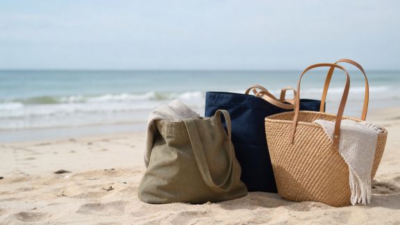 Sacs pour la plage : élégance et praticité au bord de l’eau