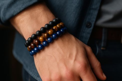 Pierres semi-précieuses : comment les intégrer à son style masculin